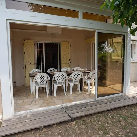 Villa T4 A 450m De La Avec Climatisation Vias